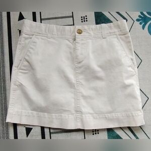 Old Navy Size 0 Cream Skirt